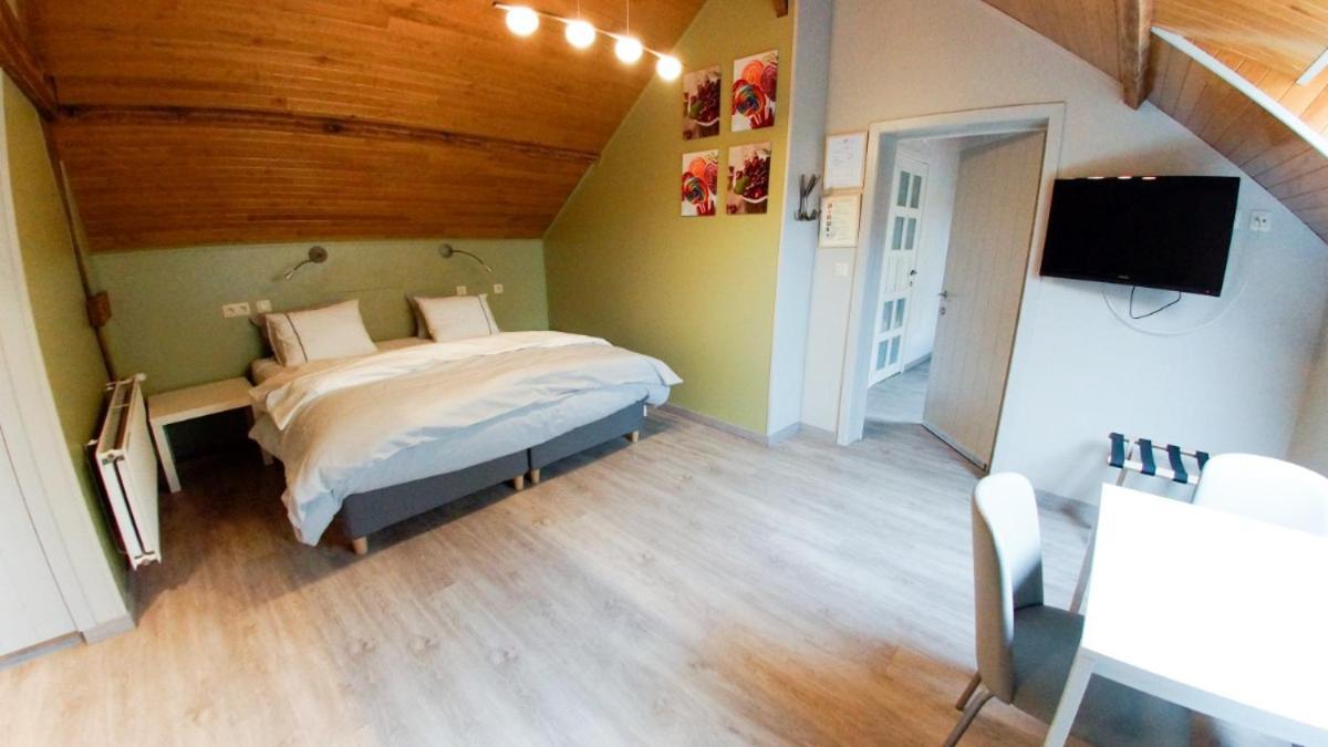 B&B Ter Gracht Wevelgem Bagian luar foto