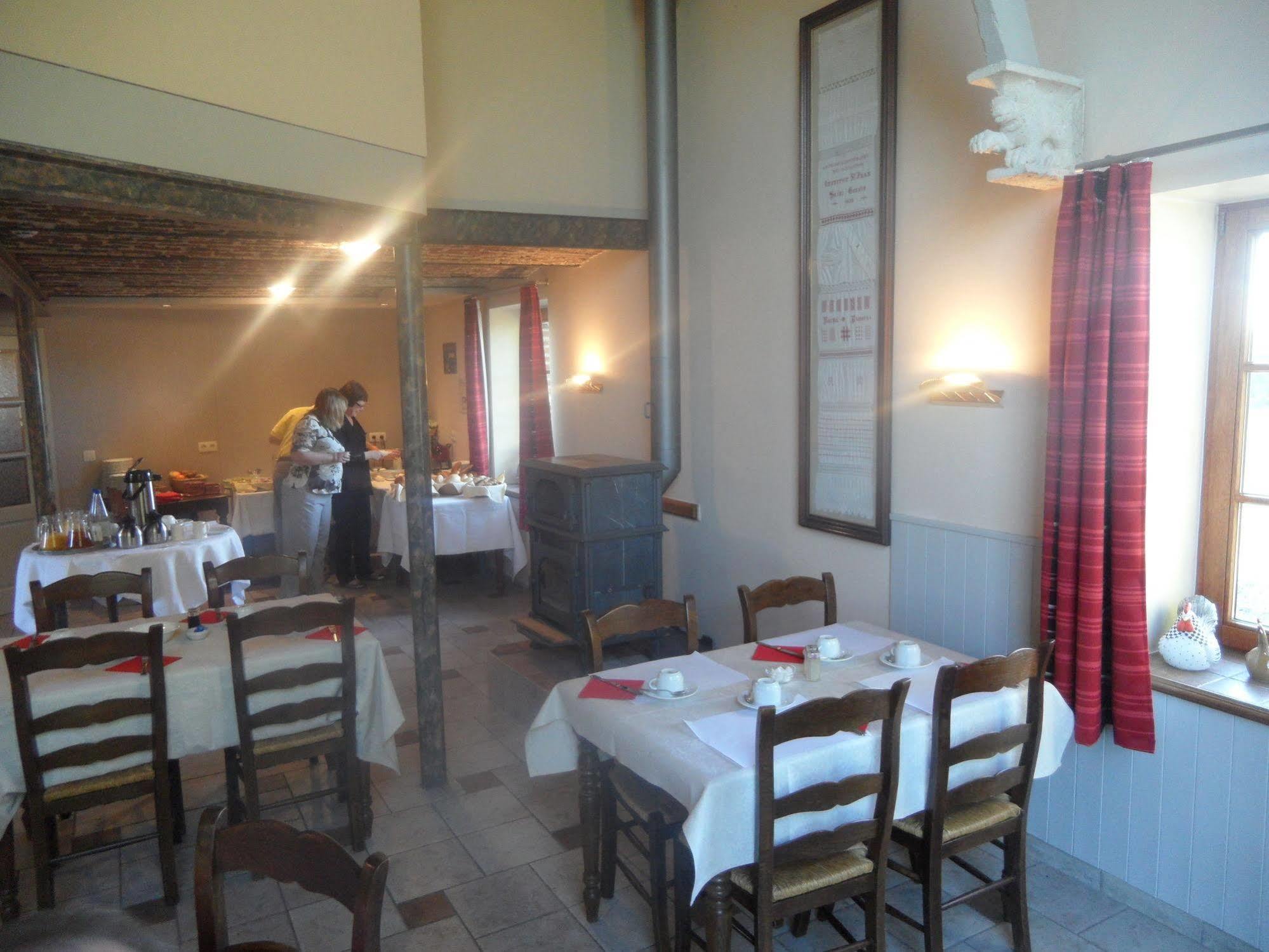 B&B Ter Gracht Wevelgem Bagian luar foto