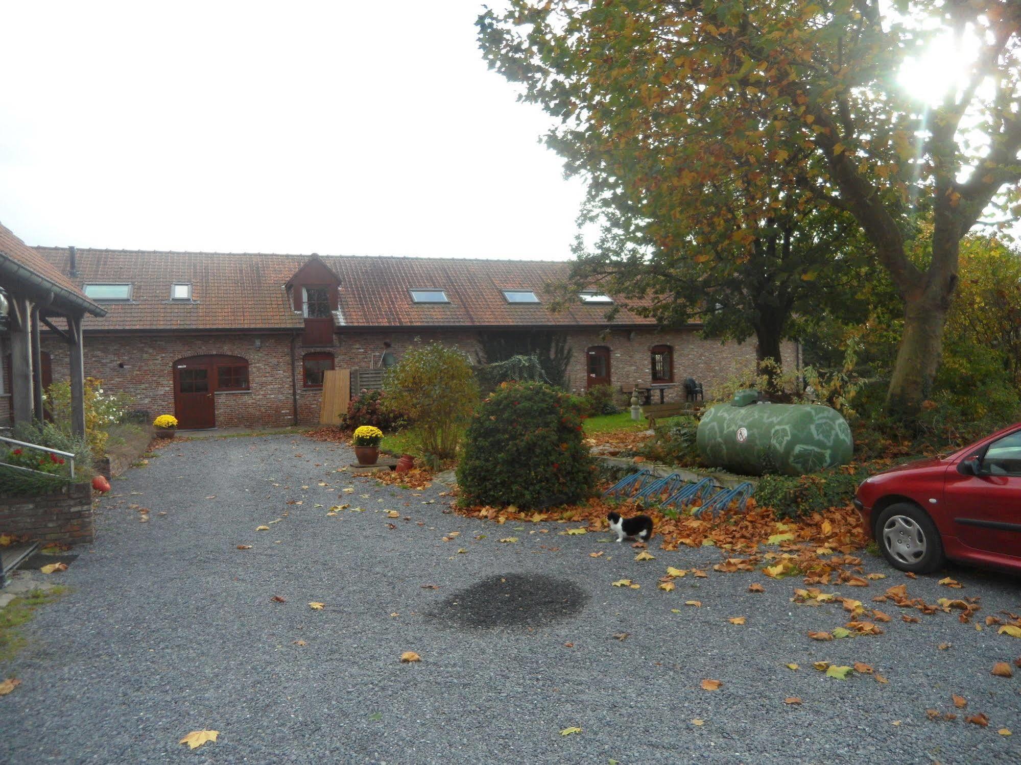 B&B Ter Gracht Wevelgem Bagian luar foto